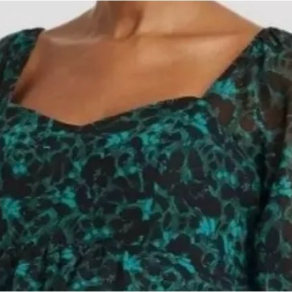 Sold!!Beautiful Brand New-Ingrid Isabel Green and Black Floral Blouse - Picture 2 of 5
